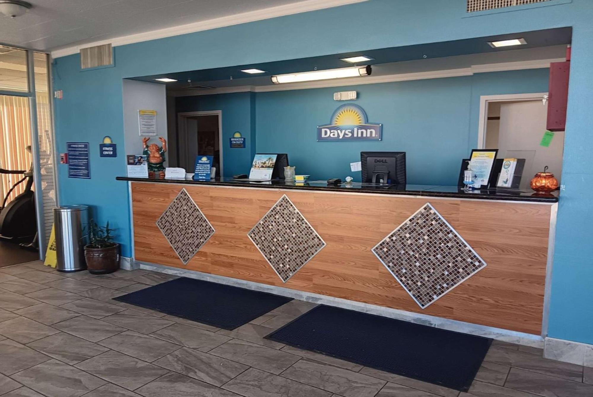 Days Inn By Wyndham Colorado City Exterior photo