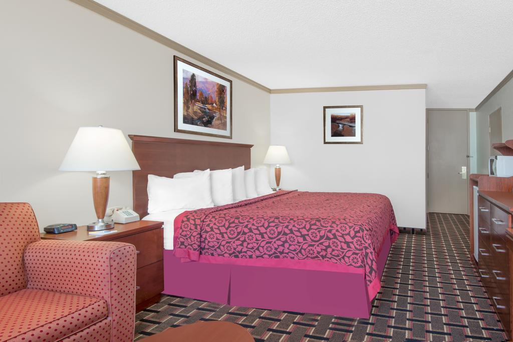 Days Inn By Wyndham Colorado City Exterior photo